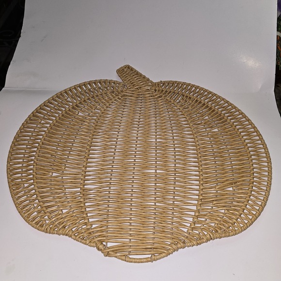 DECOR WALTHER Other - Wicker Flat Pumpkin Serving Board Or Wall Decor 17L X 16Tall